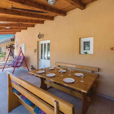 Holiday home Amazing In Bilice With Outdoor Swimming Pool Sibenik